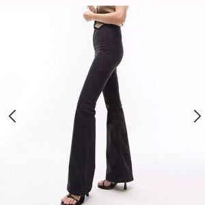 Topshop High Waist Flare Leg Jeans
Black Stretch Size 28